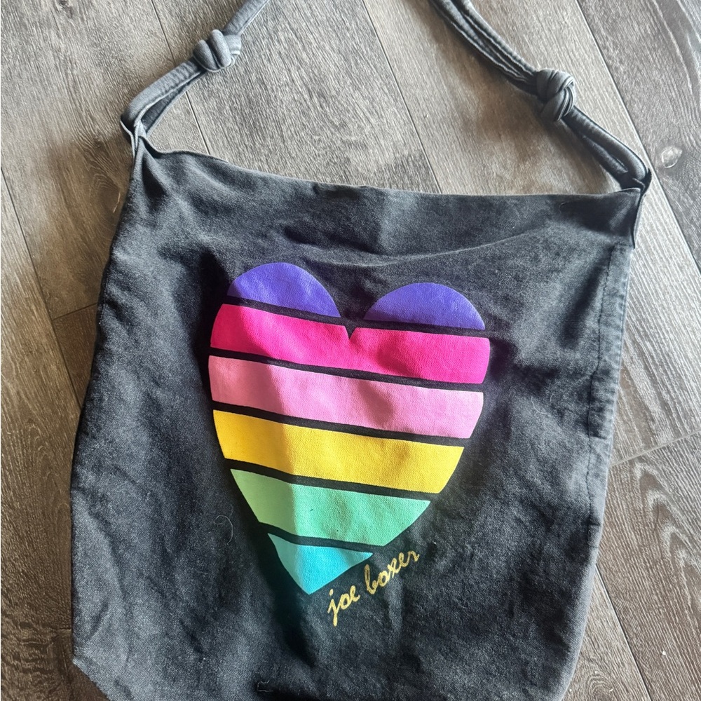 Joe Boxer Rainbow Heart Tote Bag - Picture 1 of 3